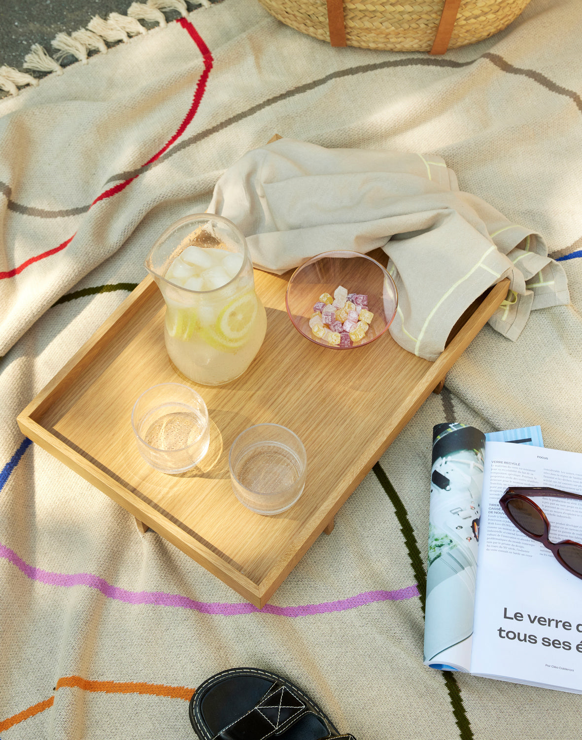 Elevate Tablett Naturfarben