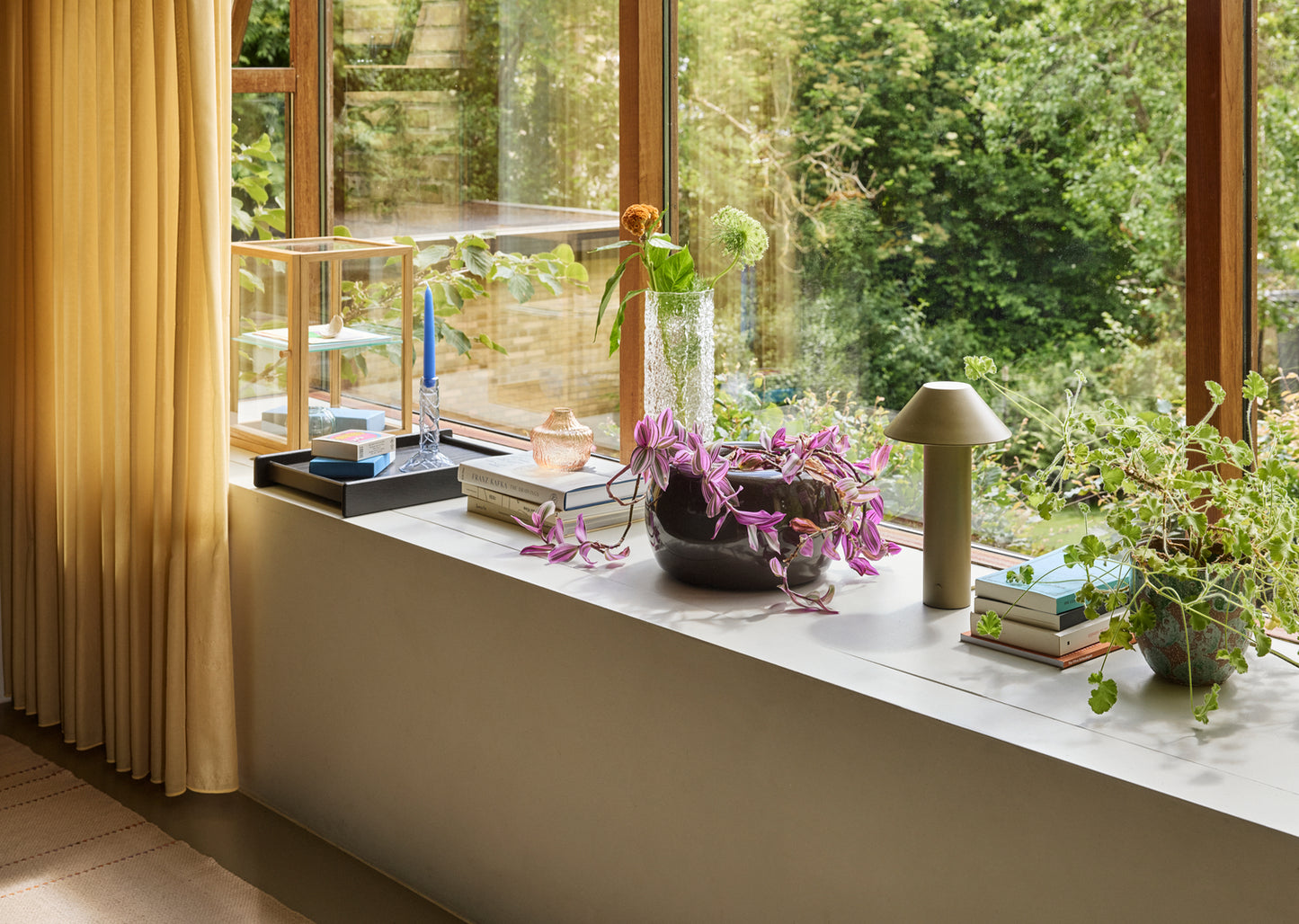 Tablett Less - Schwarz